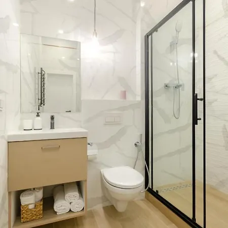 Apartment Modern New Cozy Kvartet Railway Station Kyiv